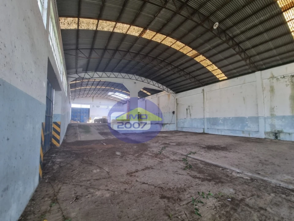 Armazém para Venda em Santa Maria de Lamas Foto 3