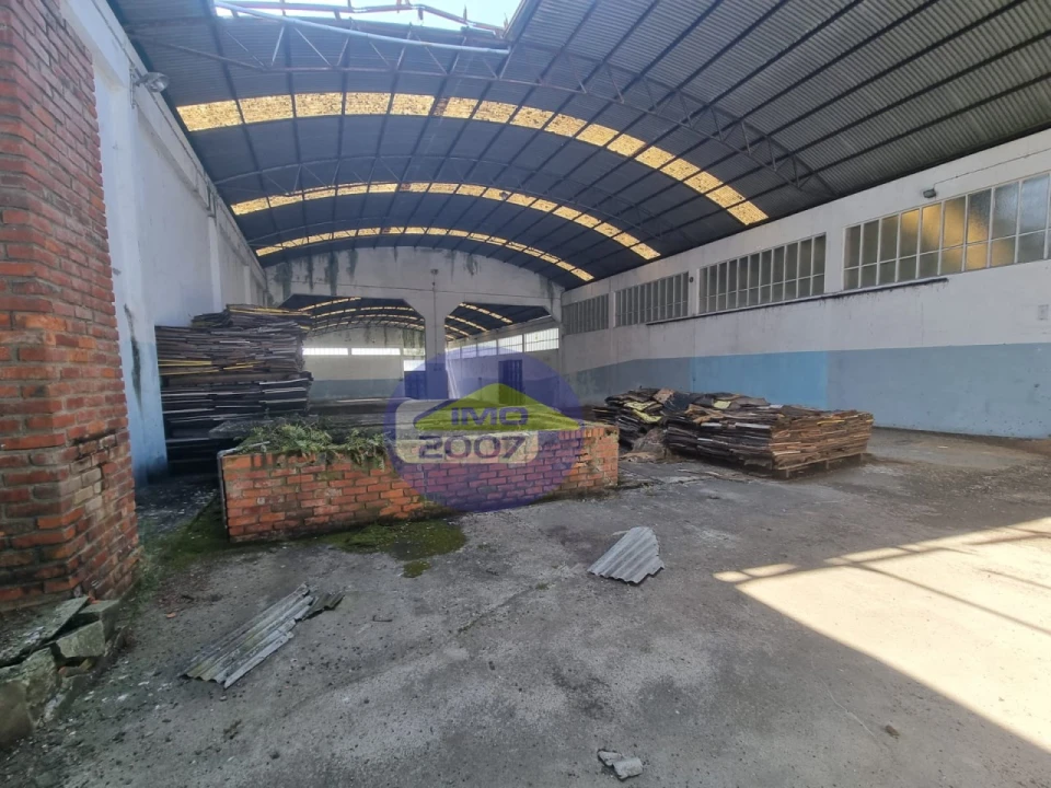 Armazém para Venda em Santa Maria de Lamas Foto 8