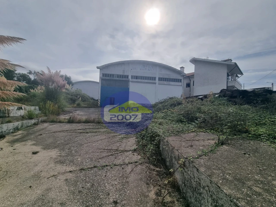 Armazém para Venda em Santa Maria de Lamas Foto 20