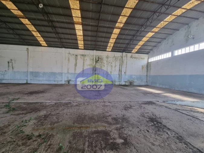 Armazém para Venda em Santa Maria de Lamas Foto 4