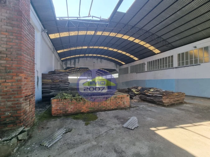 Armazém para Venda em Santa Maria de Lamas Foto 6