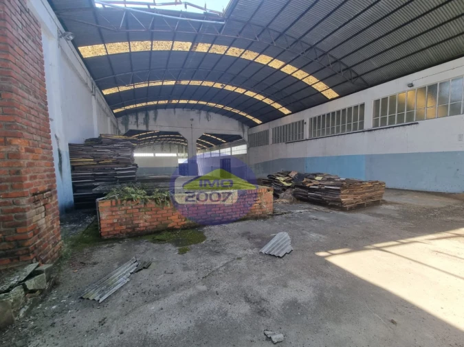 Armazém para Venda em Santa Maria de Lamas Foto 8