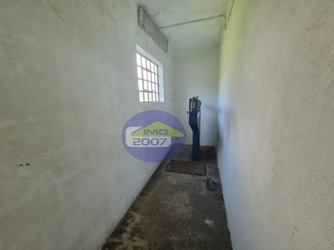 Armazém para Venda em Santa Maria de Lamas Foto 14