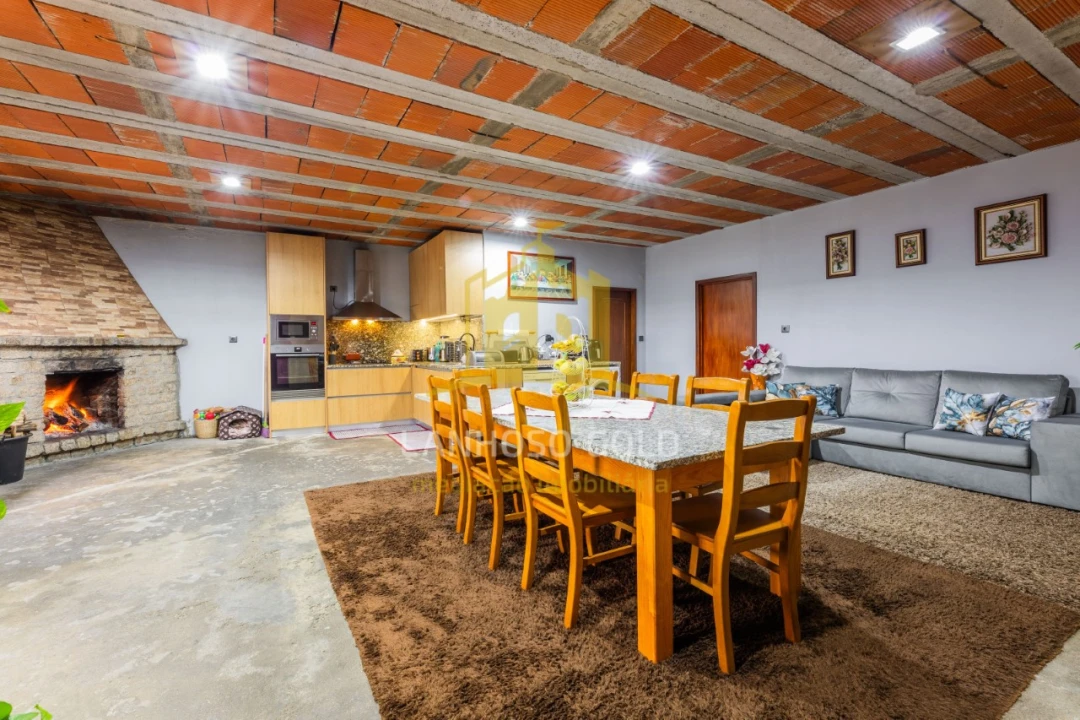 Moradia T3 para Venda em Lanhoso Foto 11