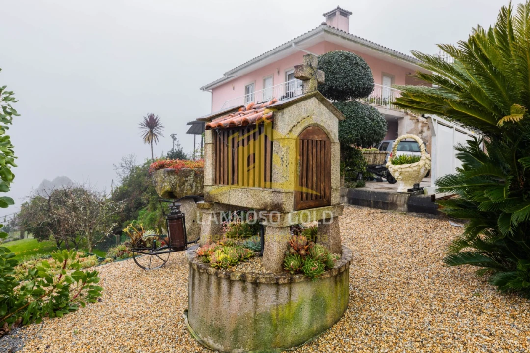 Moradia T3 para Venda em Lanhoso Foto 18