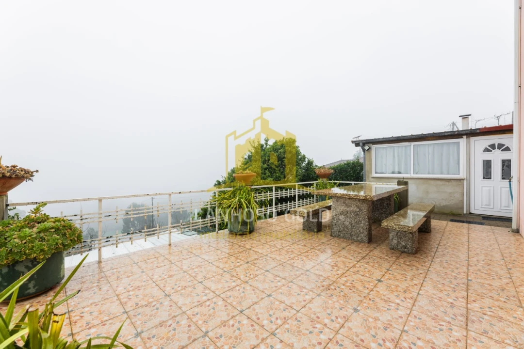 Moradia T3 para Venda em Lanhoso Foto 17