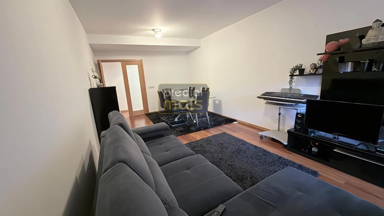 Apartamento T3 para Venda em Vila Nova de Famalicão e Calendário Foto 2