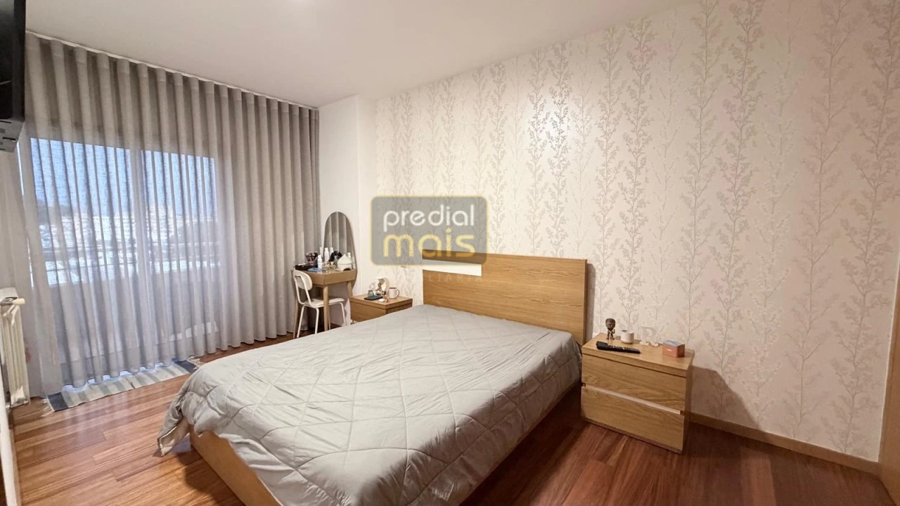 Apartamento T3 para Venda em Vila Nova de Famalicão e Calendário Foto 12