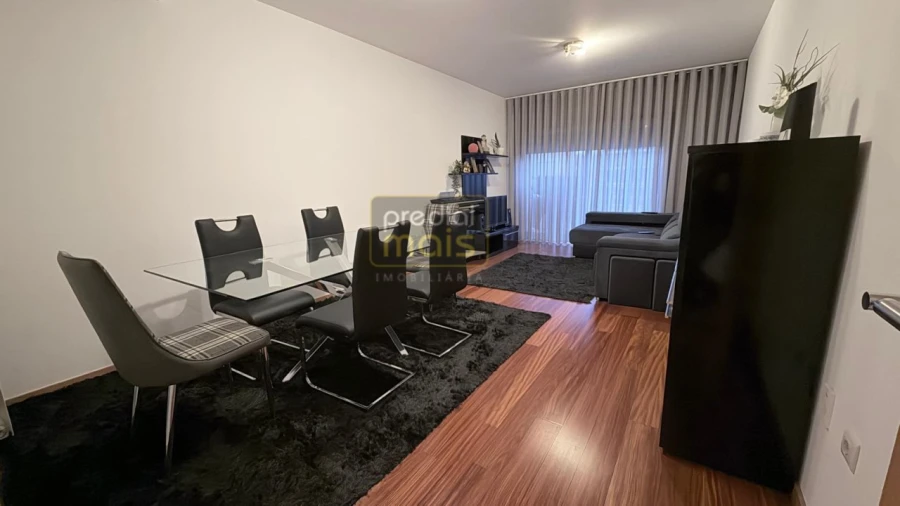 Apartamento T3 para Venda em Vila Nova de Famalicão e Calendário Foto 1