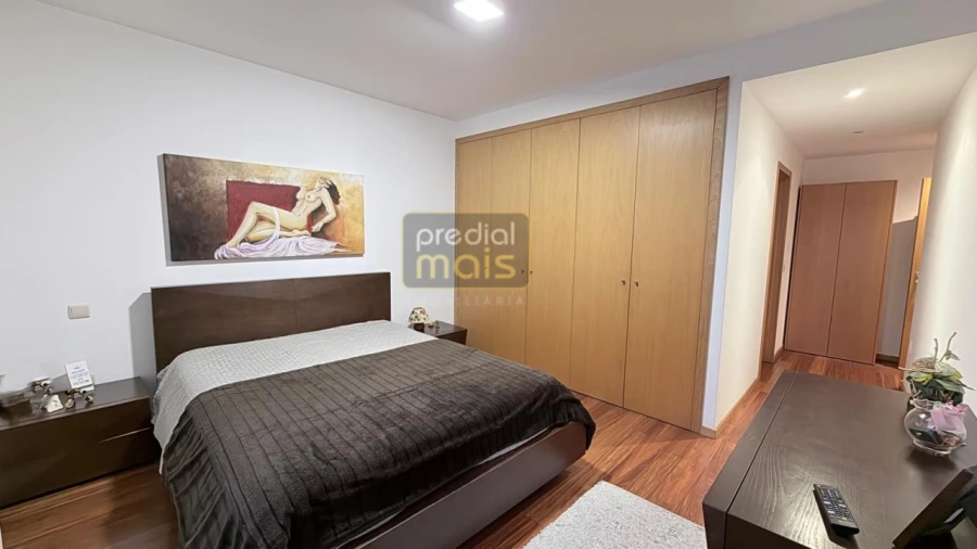Apartamento T3 para Venda em Vila Nova de Famalicão e Calendário Foto 10