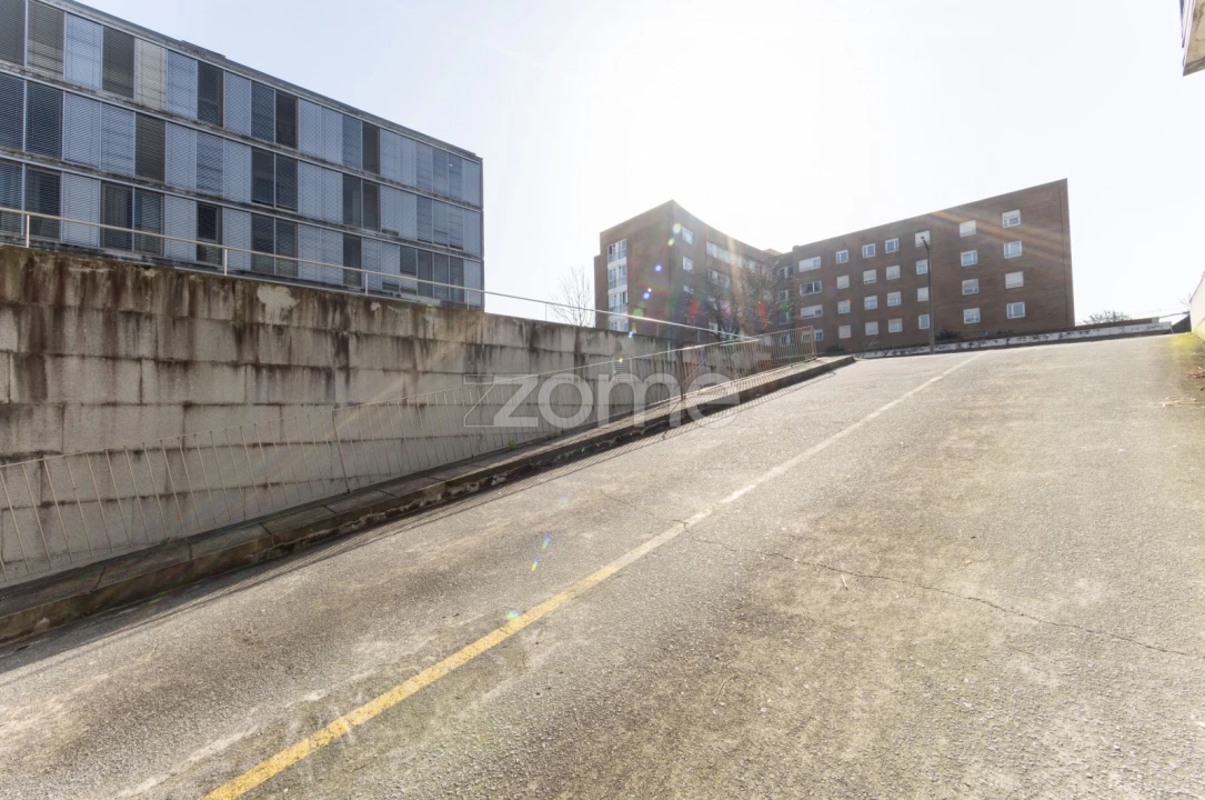 Garagem para Venda em São Mamede de Infesta e Senhora da Hora Foto 6