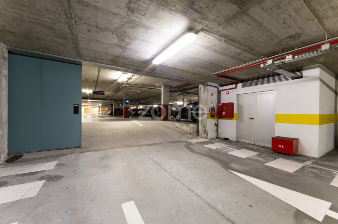 Garagem para Venda em São Mamede de Infesta e Senhora da Hora Foto 13