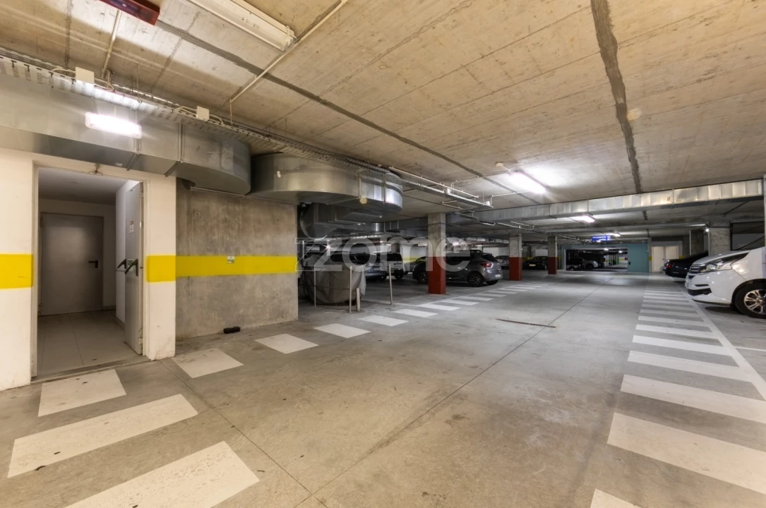 Garagem para Venda em São Mamede de Infesta e Senhora da Hora Foto 22