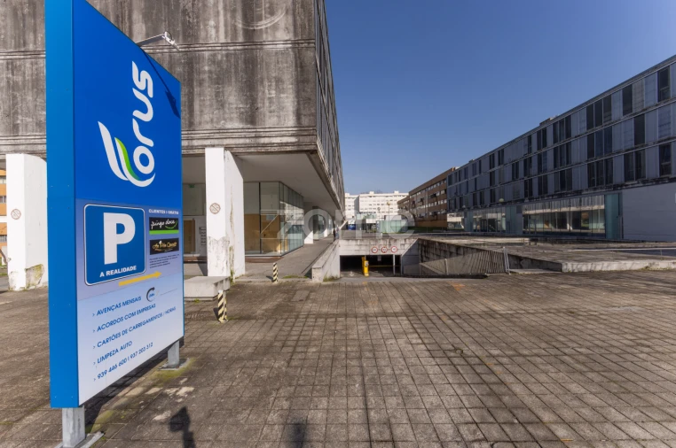 Garagem para Venda em São Mamede de Infesta e Senhora da Hora Foto 4