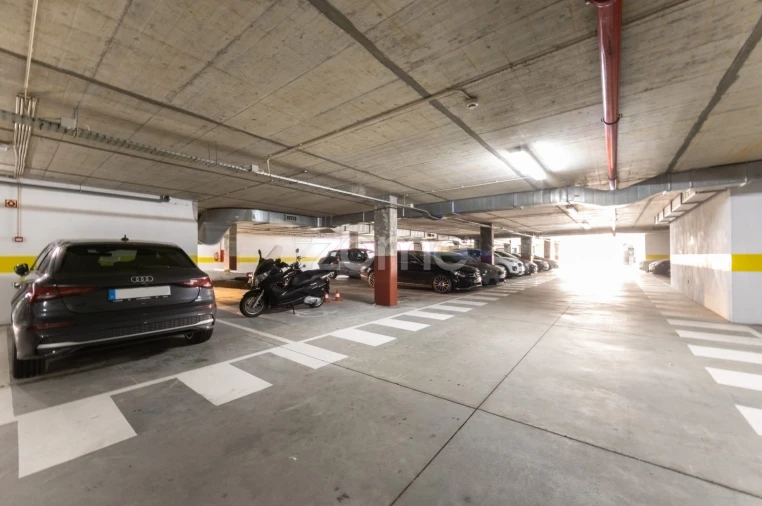 Garagem para Venda em São Mamede de Infesta e Senhora da Hora Foto 21