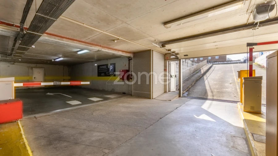 Garagem para Venda em São Mamede de Infesta e Senhora da Hora