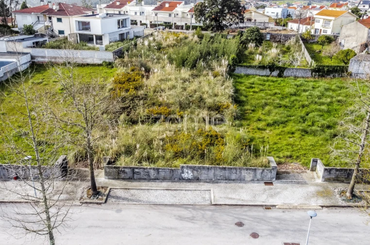 Terreno para Venda em Grijó e Sermonde Foto 5
