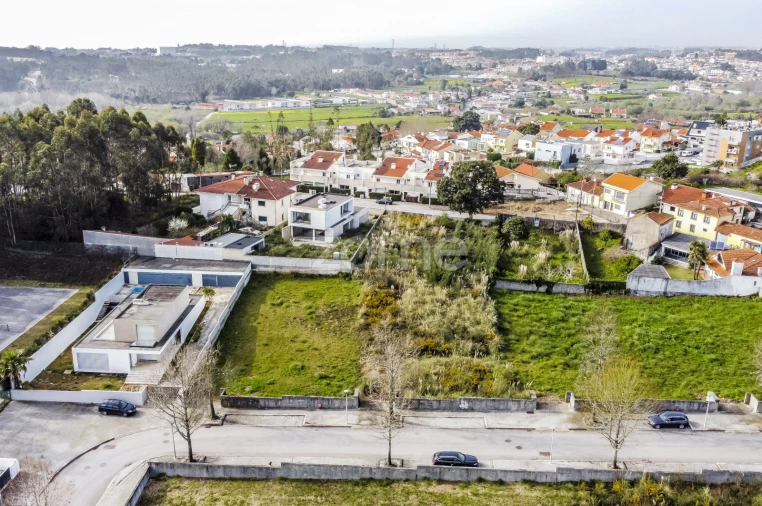 Terreno para Venda em Grijó e Sermonde Foto 15