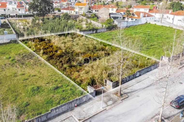 Terreno para Venda em Grijó e Sermonde Foto 16