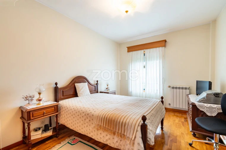 Apartamento T4 para Venda em Aguas Santas Foto 13