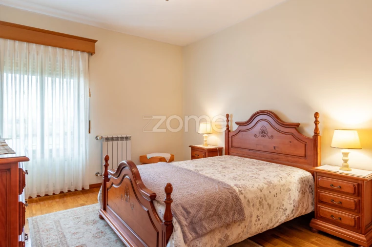 Apartamento T4 para Venda em Aguas Santas Foto 16