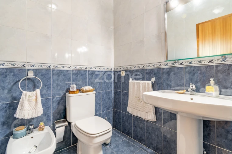 Apartamento T4 para Venda em Aguas Santas Foto 11
