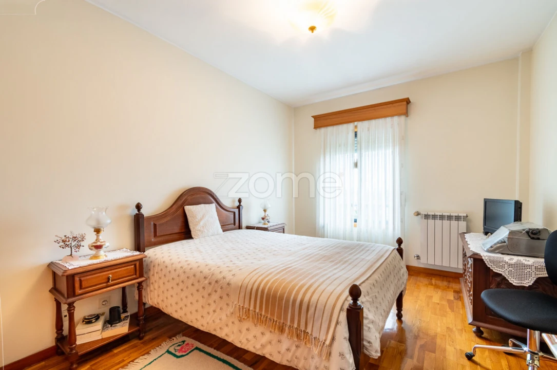 Apartamento T4 para Venda em Aguas Santas Foto 13