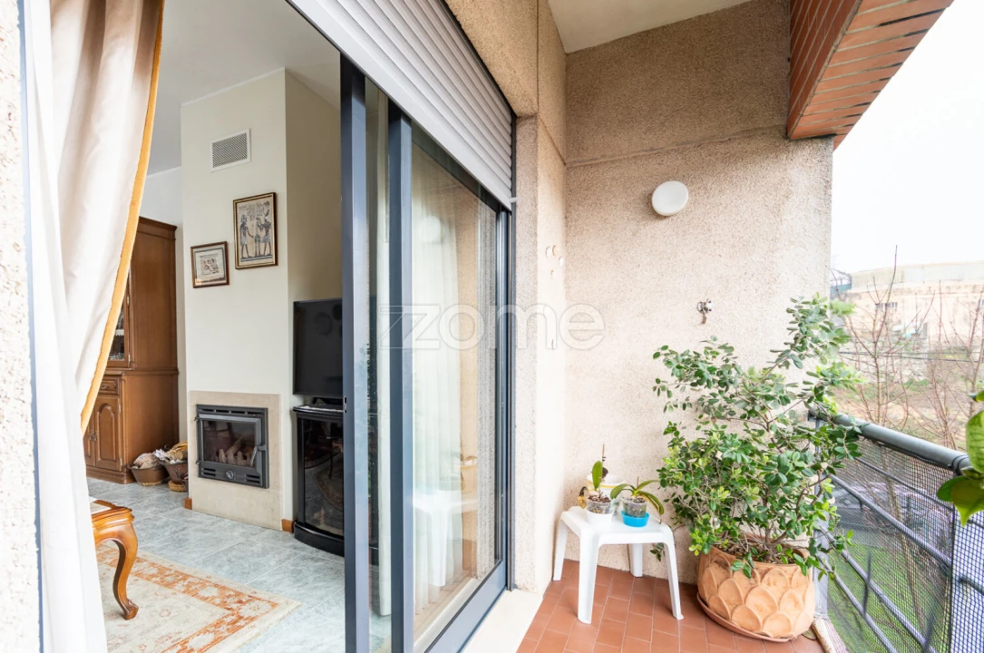 Apartamento T4 para Venda em Aguas Santas Foto 32