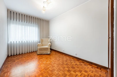 Apartamento T3 para Arrendamento em Bonfim