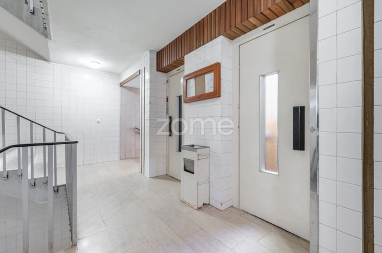 Apartamento T3 para Arrendamento em Bonfim Foto 3