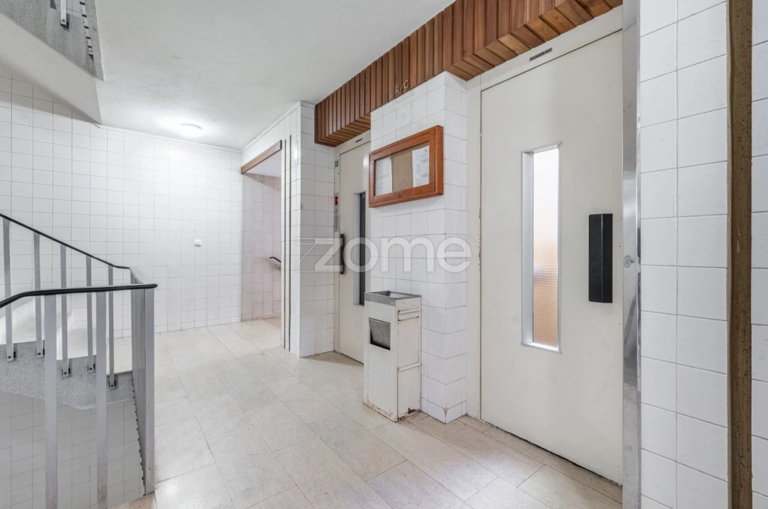 Apartamento T3 para Arrendamento em Bonfim Foto 3