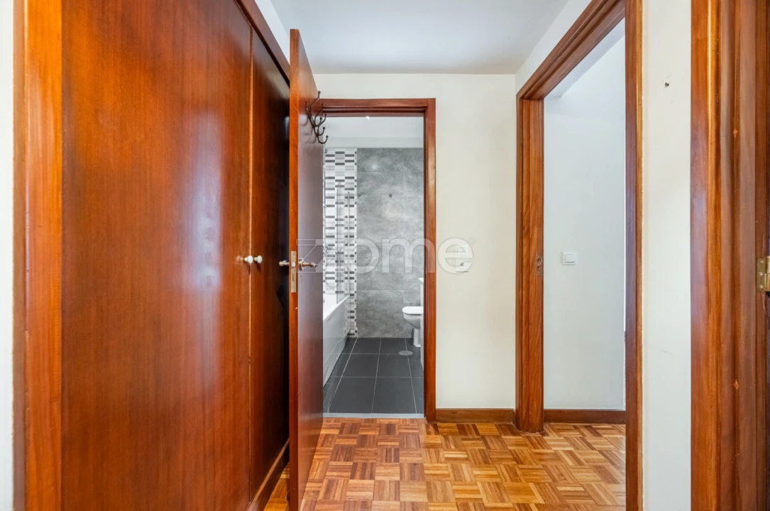 Apartamento T3 para Arrendamento em Bonfim Foto 11