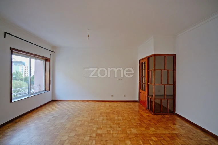 Apartamento T3 para Arrendamento em Braga (Maximinos, Sé e Cividade) Foto 10