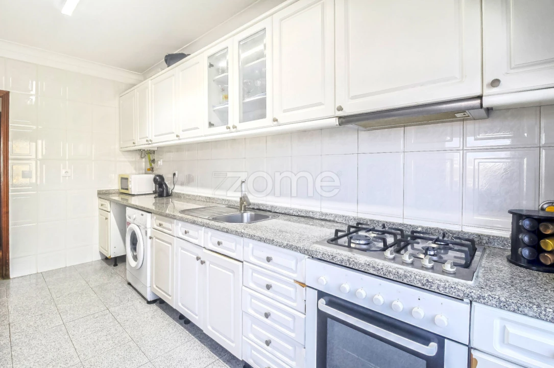 Apartamento T1 para Venda em Custóias, Leça do Balio e Guifões Foto 14