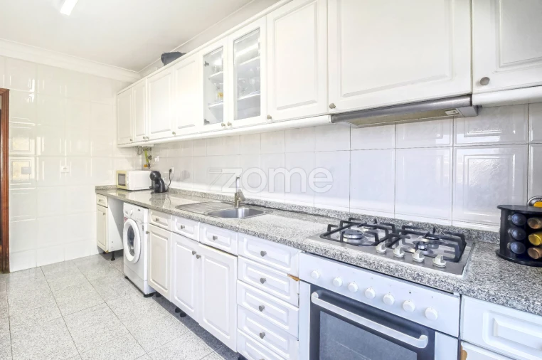 Apartamento T1 para Venda em Custóias, Leça do Balio e Guifões Foto 14