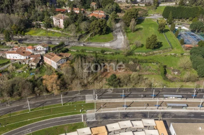 Terreno para Venda em Campanhã