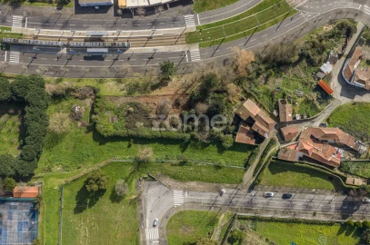 Terreno para Venda em Campanhã