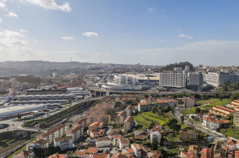 Terreno para Venda em Campanhã Foto 4