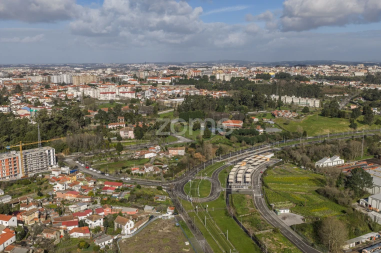 Terreno para Venda em Campanhã Foto 5
