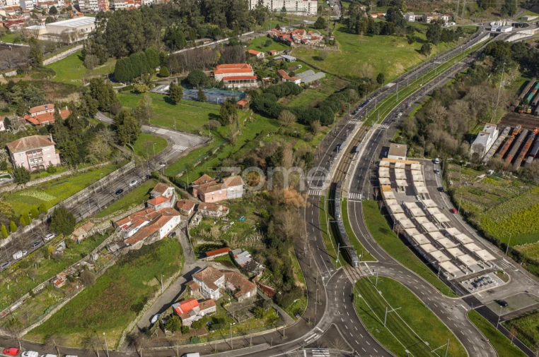 Terreno para Venda em Campanhã Foto 6
