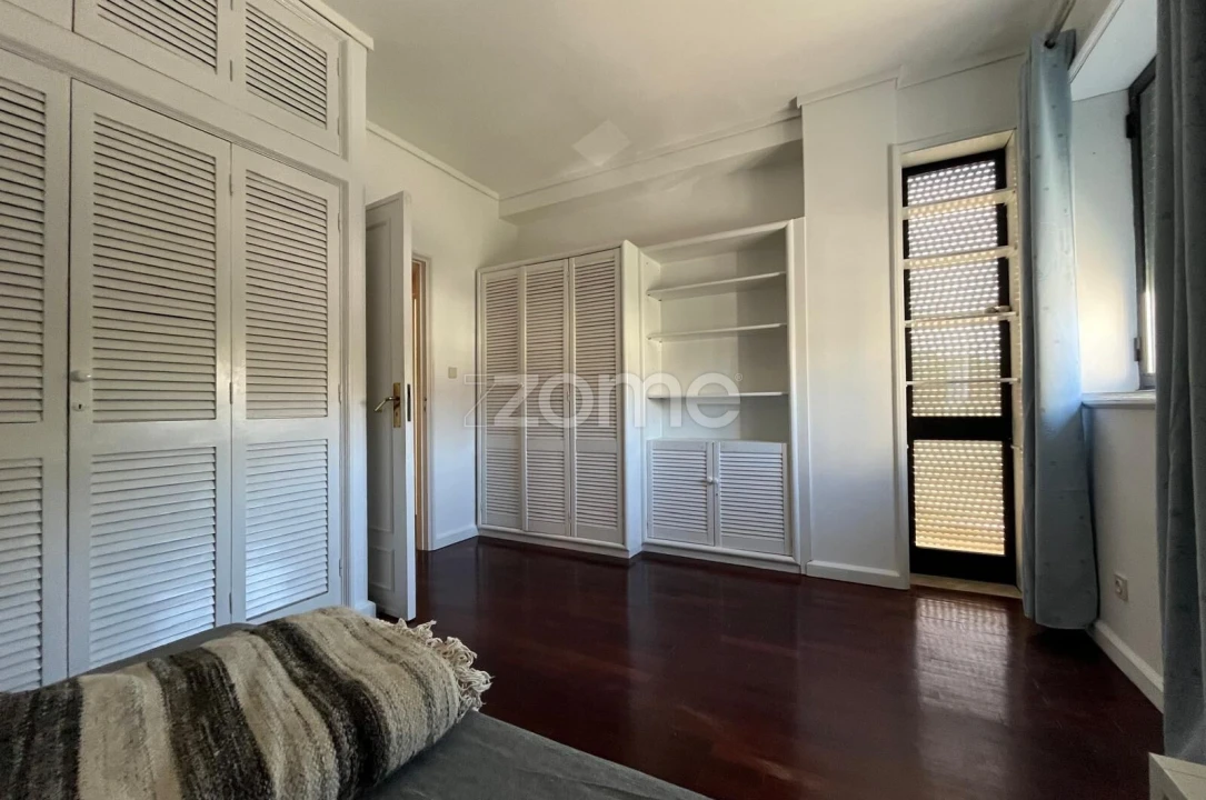 Apartamento T3 para Arrendamento em Mafamude e Vilar do Paraíso Foto 28