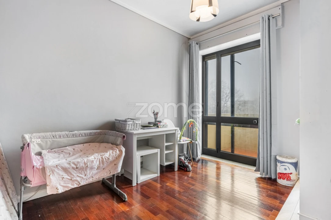 Apartamento T3 para Arrendamento em Mafamude e Vilar do Paraíso Foto 16