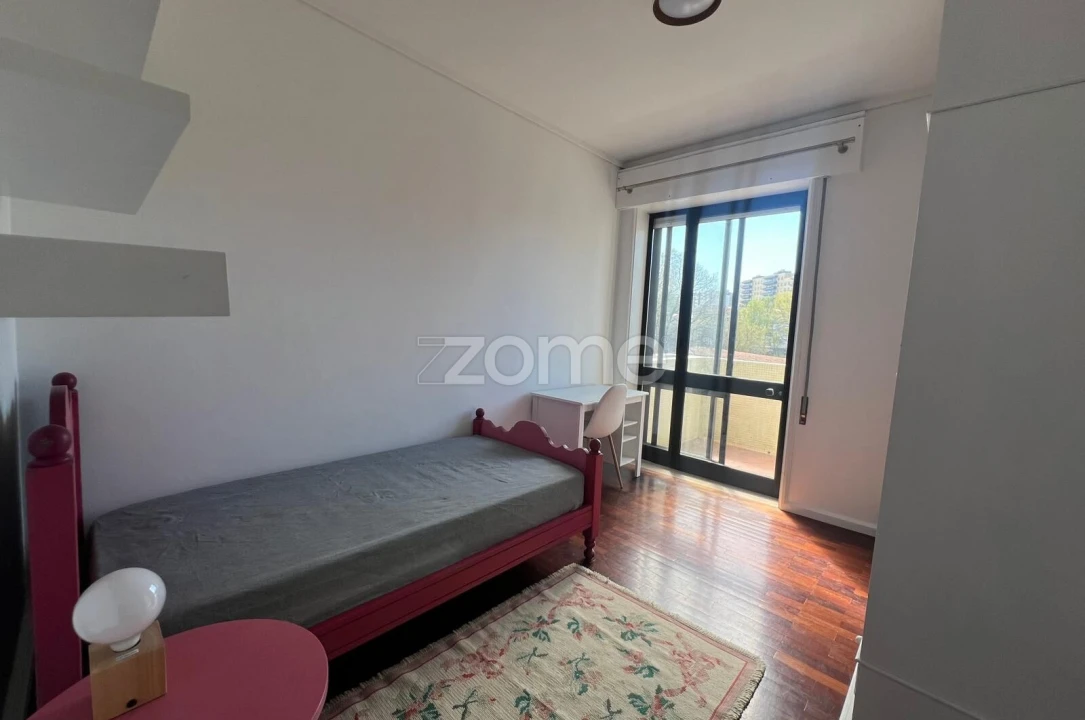 Apartamento T3 para Arrendamento em Mafamude e Vilar do Paraíso Foto 23