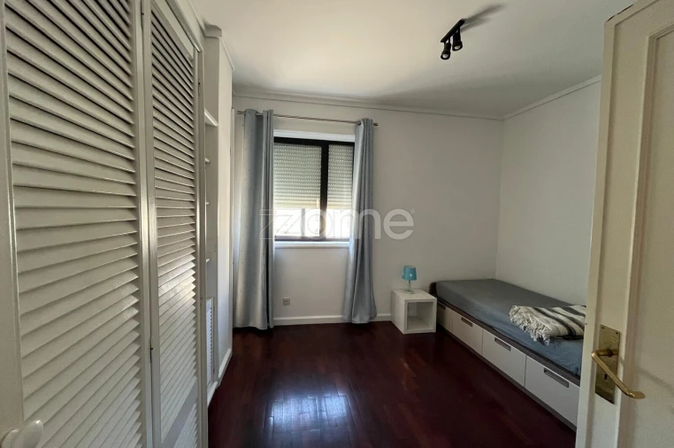 Apartamento T3 para Arrendamento em Mafamude e Vilar do Paraíso Foto 27