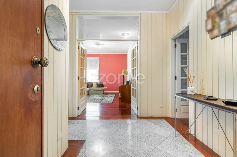 Apartamento T3 para Arrendamento em Mafamude e Vilar do Paraíso Foto 4