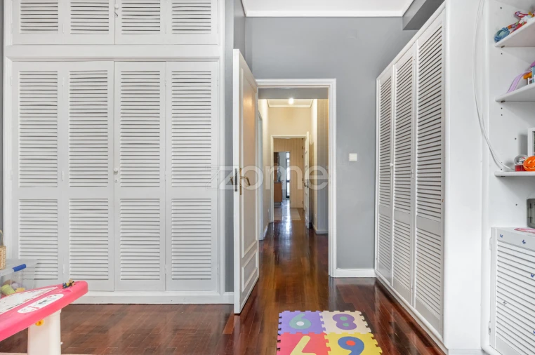 Apartamento T3 para Arrendamento em Mafamude e Vilar do Paraíso Foto 15