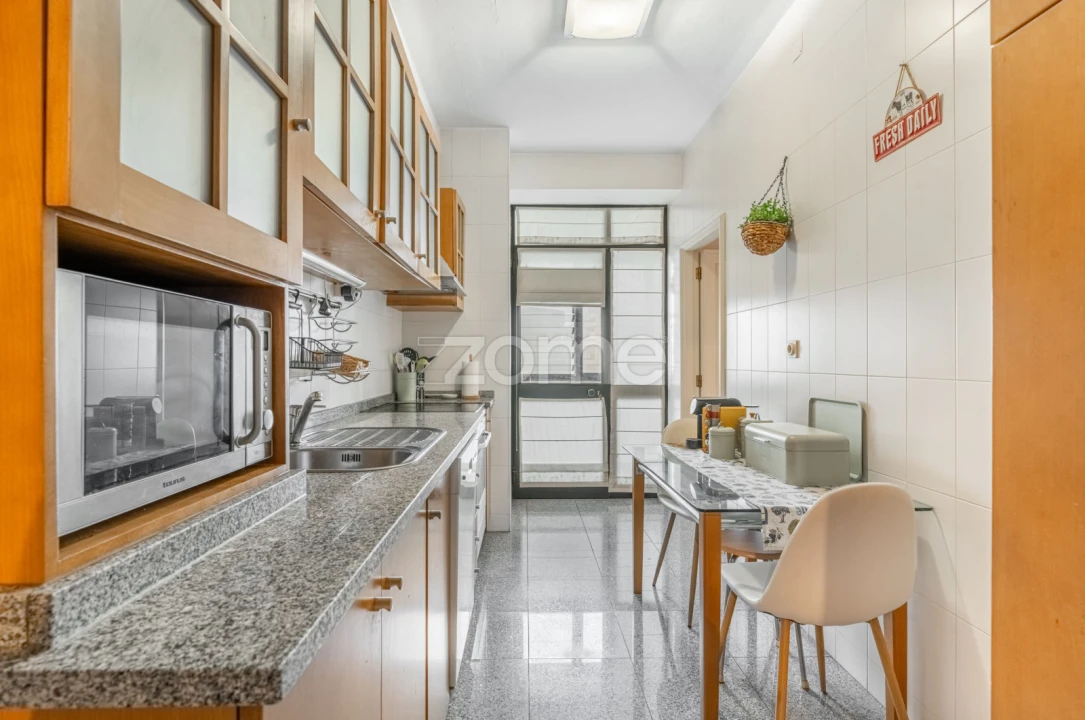 Apartamento T3 para Arrendamento em Mafamude e Vilar do Paraíso Foto 6