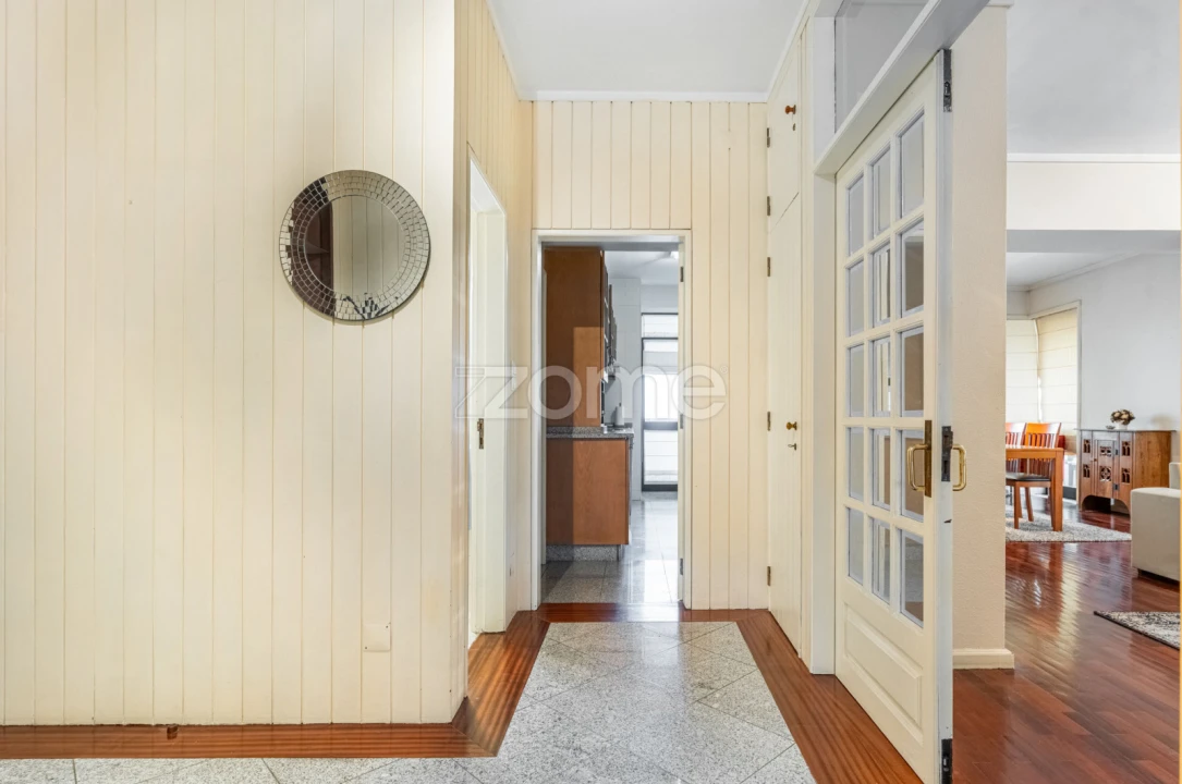 Apartamento T3 para Arrendamento em Mafamude e Vilar do Paraíso Foto 12