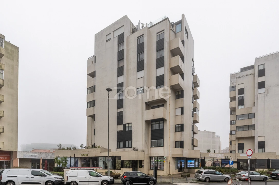 Apartamento T3 para Arrendamento em Mafamude e Vilar do Paraíso Foto 20