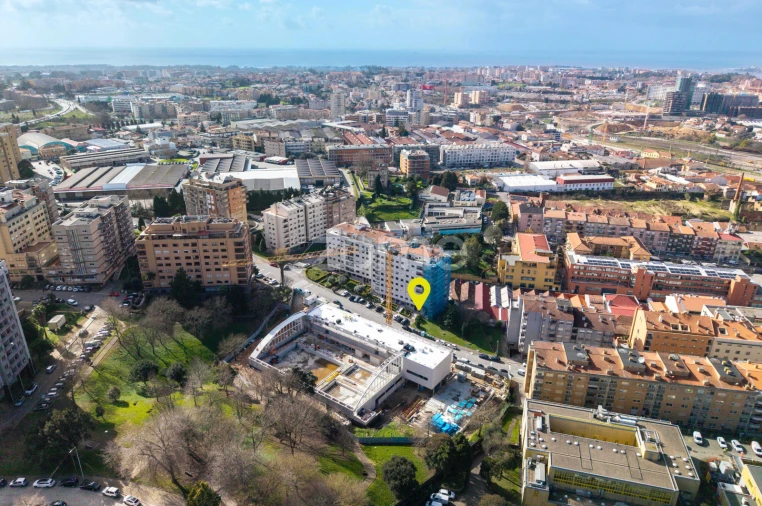 Negócio para Venda em Santa Marinha e São Pedro da Afurada Foto 18